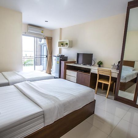 Central Place Serviced Apartment Chonburi Exterior foto