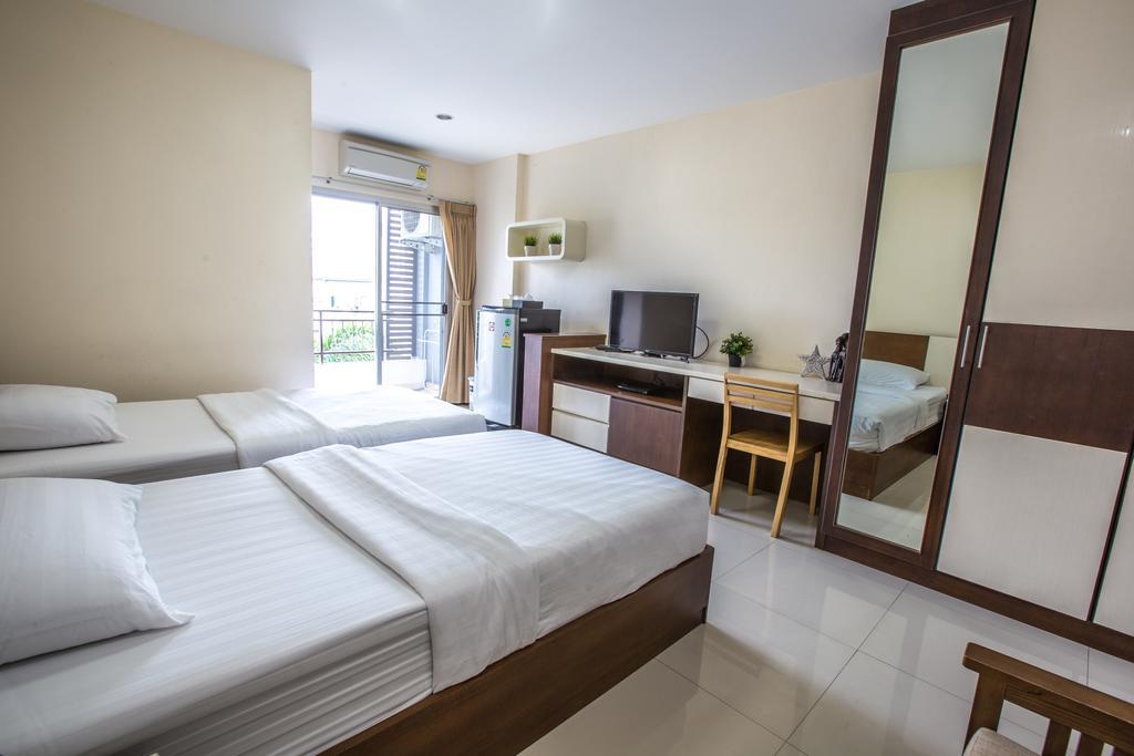 Central Place Serviced Apartment Chonburi Exterior foto
